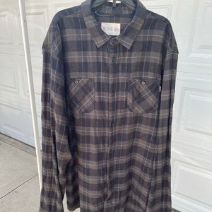 Active Ride Shop grey and black flannel